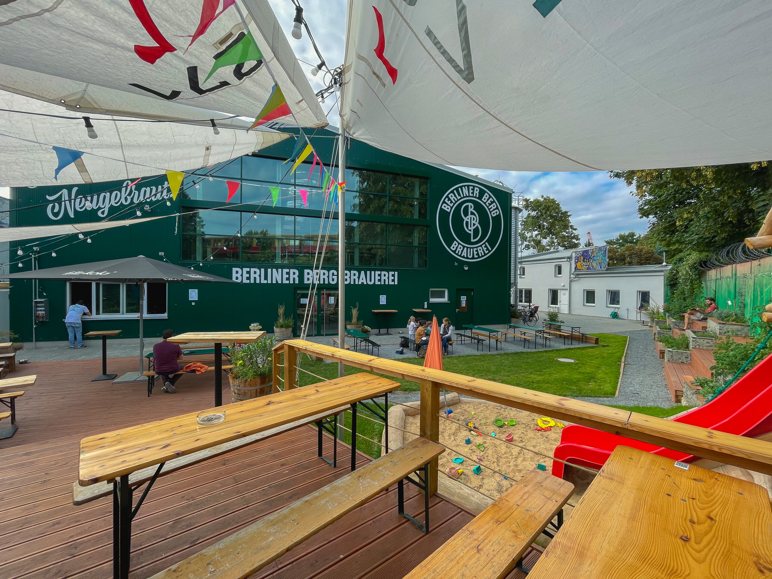 Berliner Berg beergarden